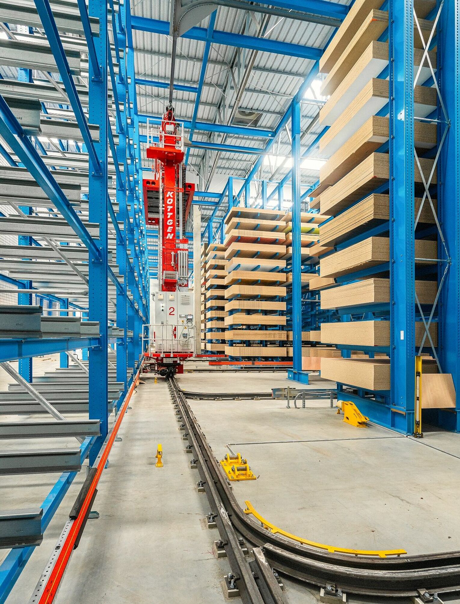 [Translate "Ireland"] Cantilever racking timber trade