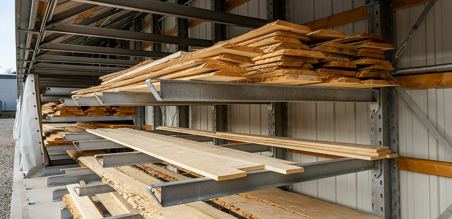 [Translate "Ireland"] Cantilever racking timber trade